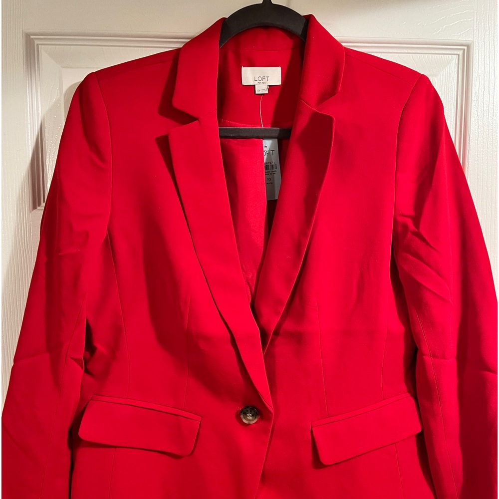 NWT. Loft red jacket. Size 10P.